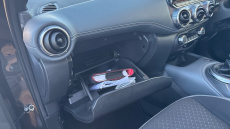 Nissan Juke 1.0 DiG-T 114 N-Connecta 5dr Petrol Hatchback